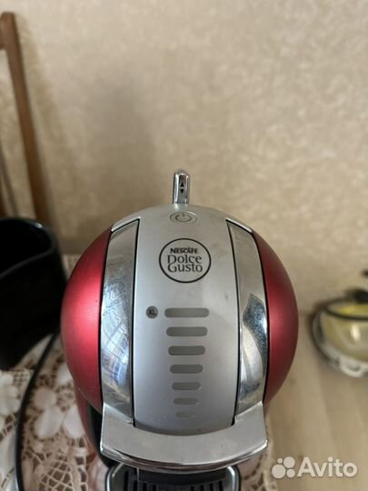 Кофеварка Nescafe dolce gusto