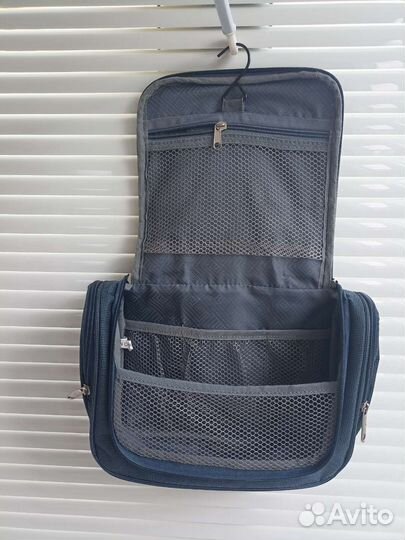 Косметичка дорожная