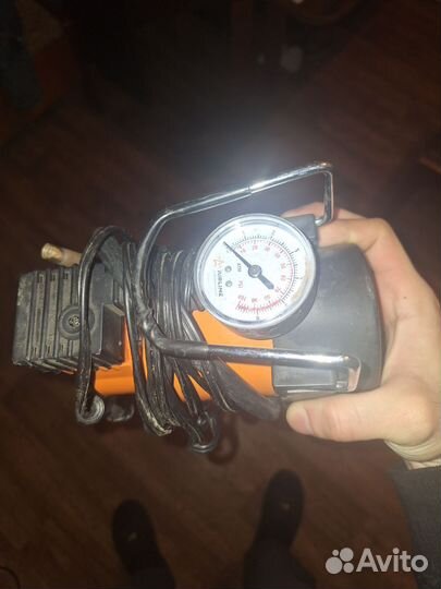 Автомобильный насос