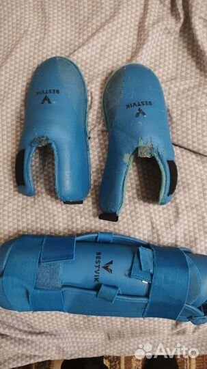 Перчатки, футы, защита для каратэ