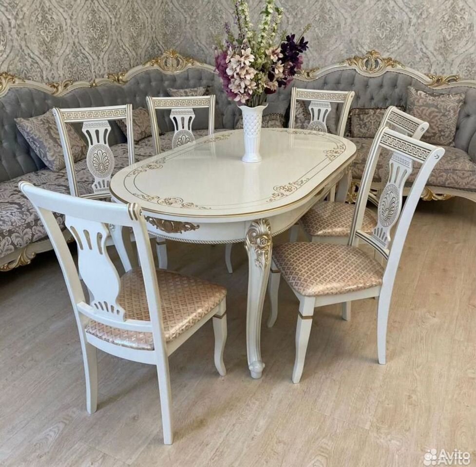 Стол и стулья, Астрахань