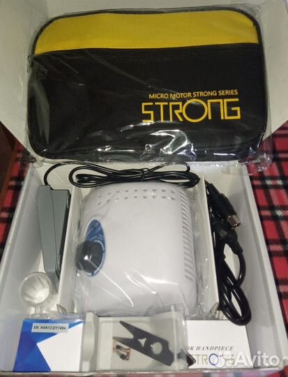 Фрейзер для маникюра Strong 210/105L Новый