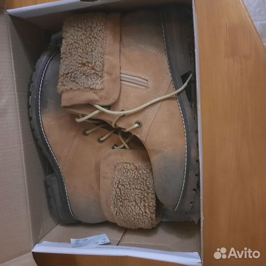 Ботинки женские 38
