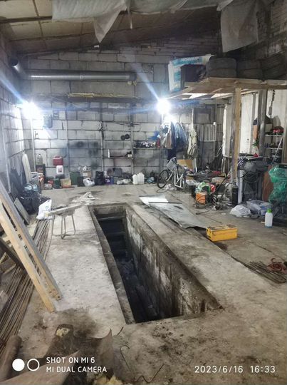Гараж, > 30 м²