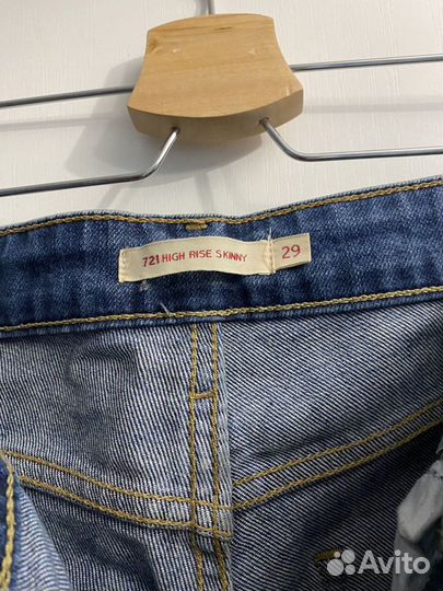 Джинсы женские levis