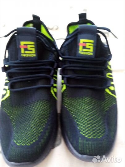 Кроссовки беговые, кроссовые Найк 44 размер