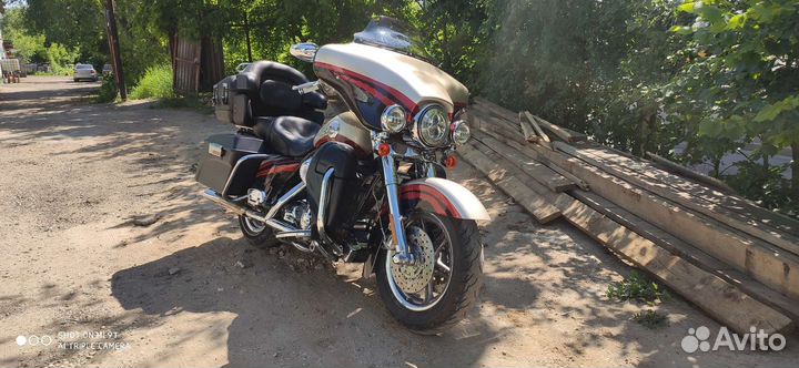 Харлей Давидсон Electra Glide