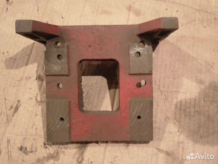 Чугунная пепельница