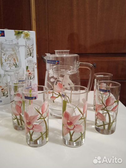 Кувшин с 6 стаканами