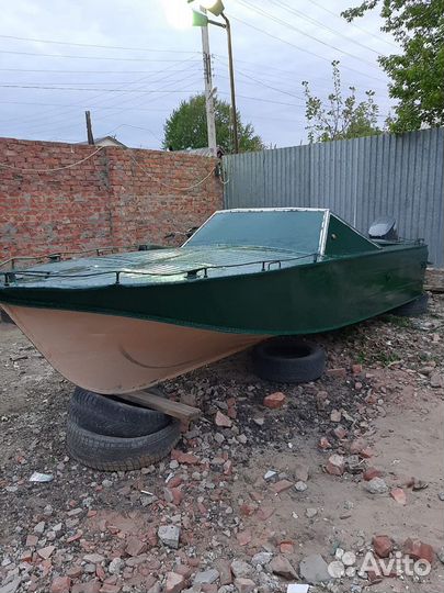 Продаю лодку с мотором