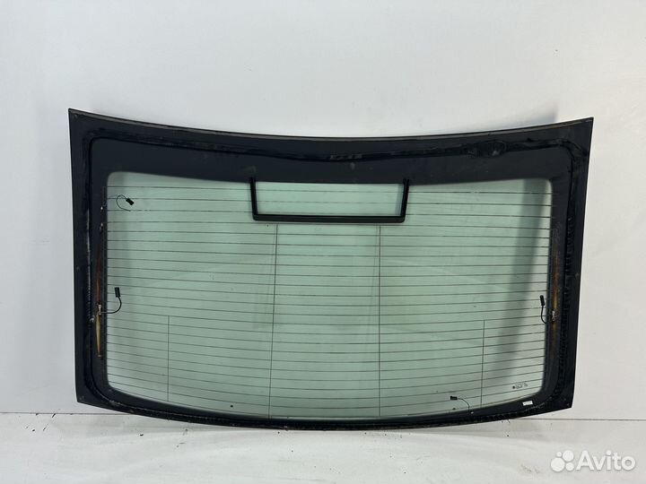 Skoda Octavia A7 стекло крышки багажника 2019 год