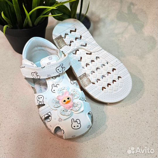 Новые сандали с 23р по 28р