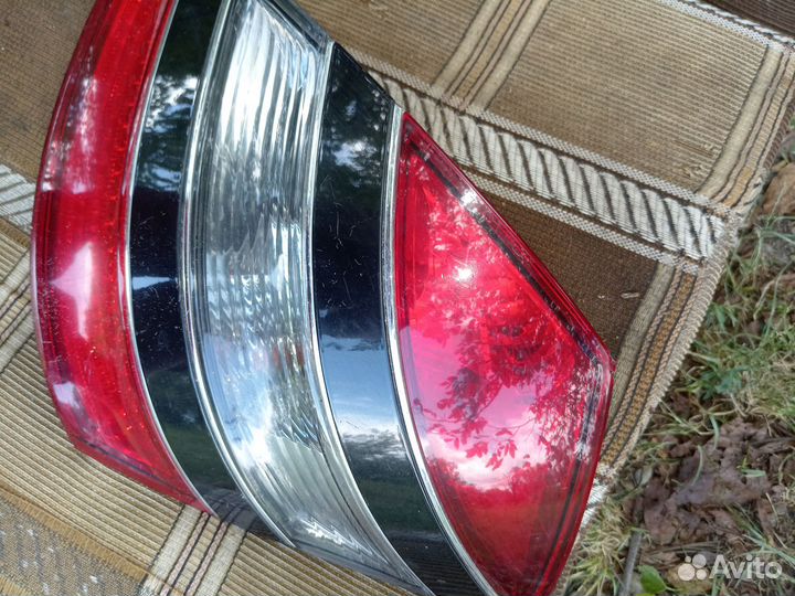Задние фонари Mersedes 221