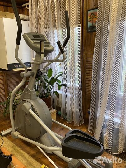 Эллиптический тренажер