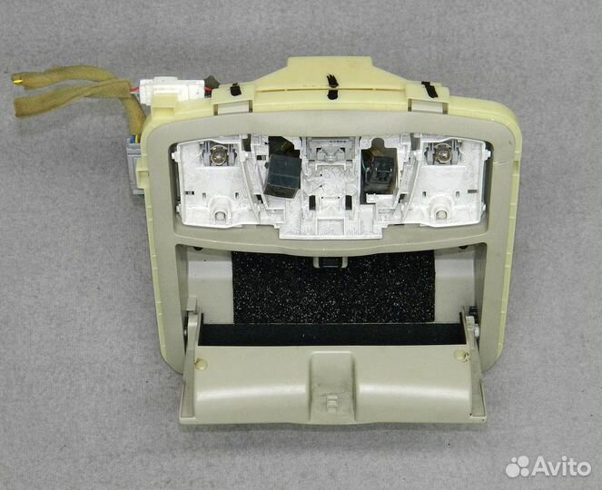 Плафон салона Nissan Teana J32