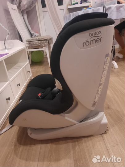 Автомобильное кресло britax romer