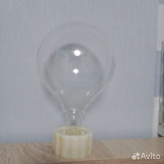 Колба с резьбой