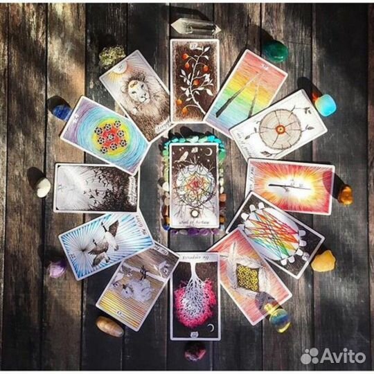 Гаданиее таролог на таро и Рунам