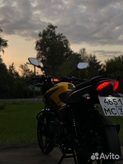 Bajaj pulsar ns 125