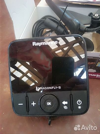 Эхолот Raymarine dragonfly 5 pro