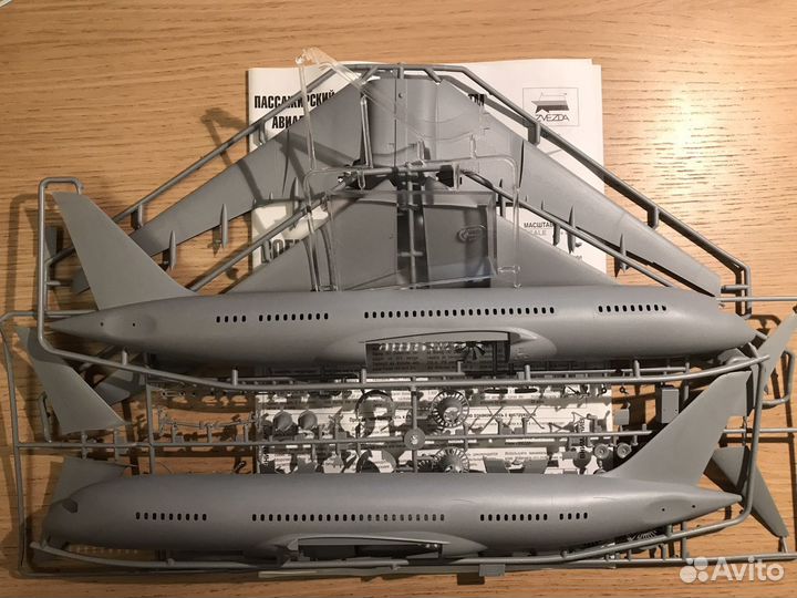 Boeing 787-8 “Dreamliner” 1:144 Сборная модель