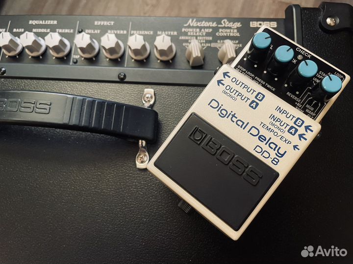 Boss digital delay 8 DD-8