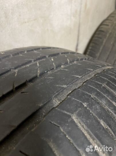 Bridgestone Dueler H/L 235/60 R17 88T