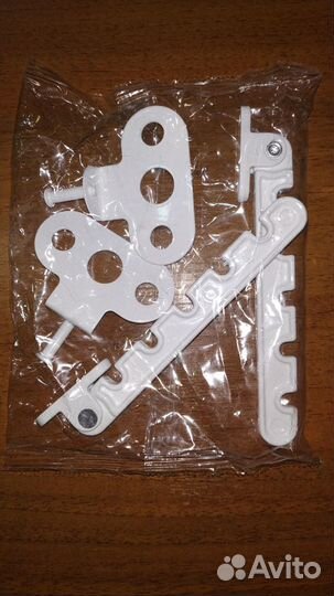 Комплектующие для пластиковых дверей и окон