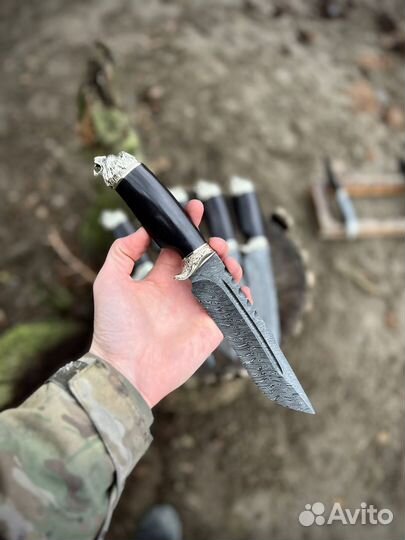 Нож из дамасской стали