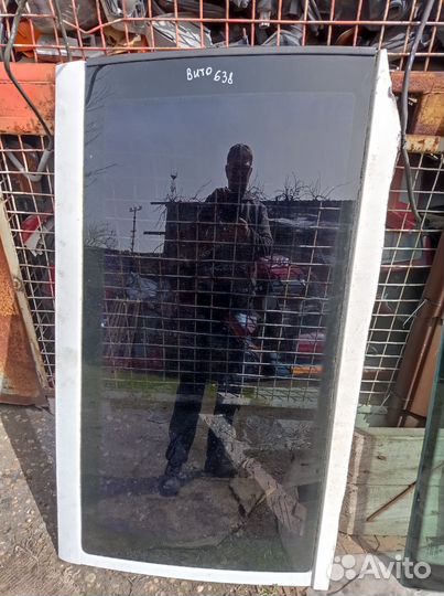 Стекла боковые Мерседес Вито 638