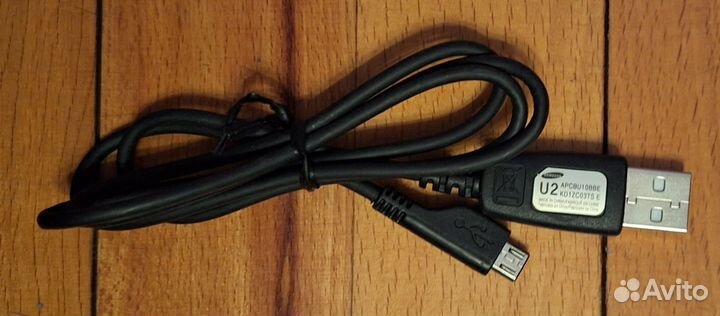 Адаптеры для телефонов, ноутбуков, провода