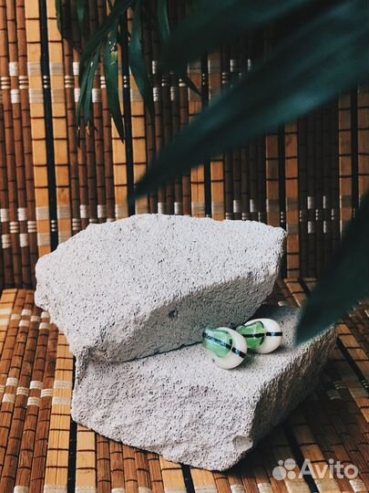 Серьги из натуральных камней, асимметричные