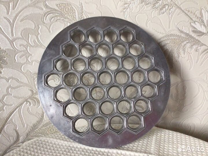 Форма для лепки пельменей