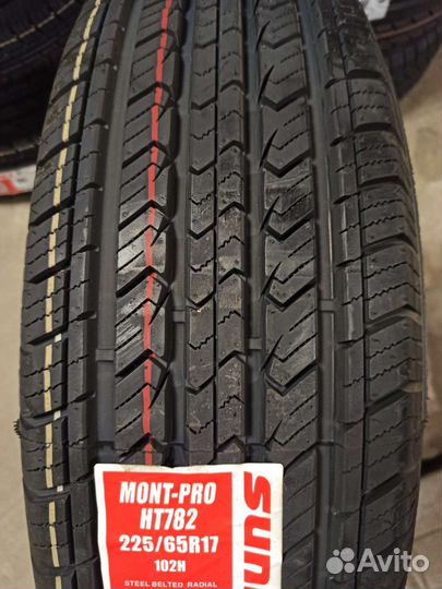 Sunfull Mont-Pro HT782 225/65 R17 102H