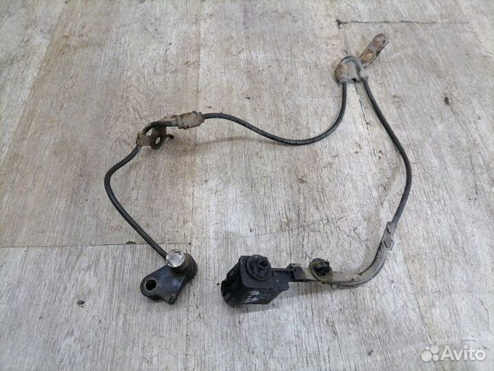 Датчик abs передний правый Mazda 6 GG L3C1 2006