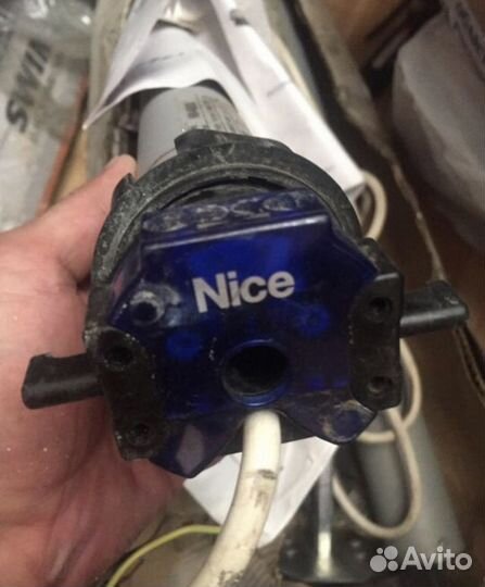 Двигатель Nice для рольворот и роллет адаптер