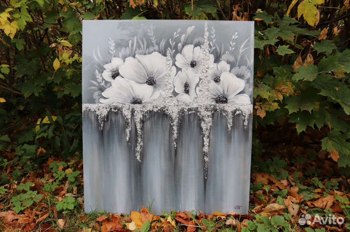 Картина biryukova Белые цветы в золоте с натур.кам