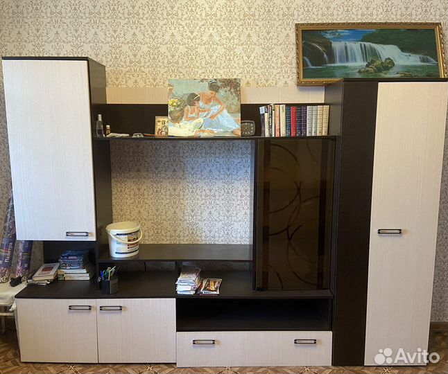 Стенка в гостиную