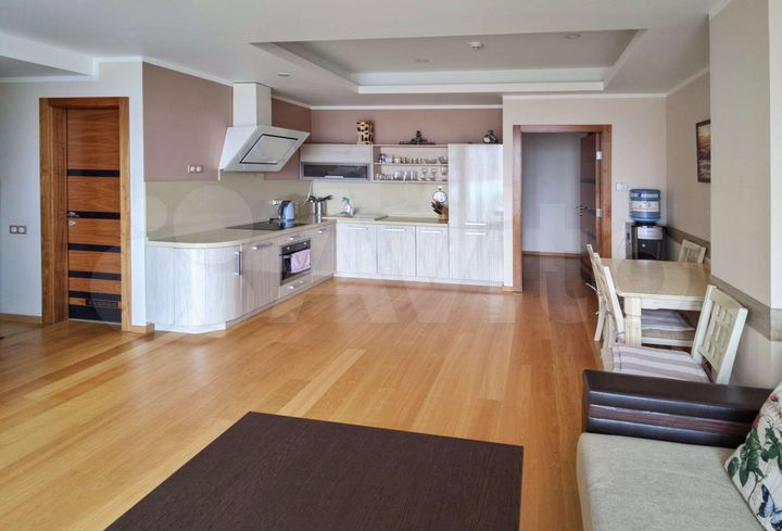 2-к. квартира, 67 м², 6/14 эт.