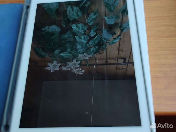 Планшет Apple iPad Wi-Fi 32GB Silver