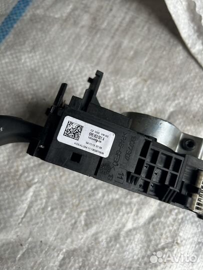 Volkswagen polo подрулевой переключатель