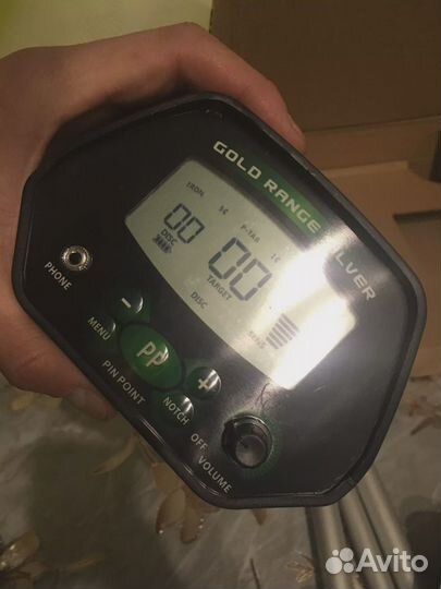 Новый в упаковке металлоискатель md4090