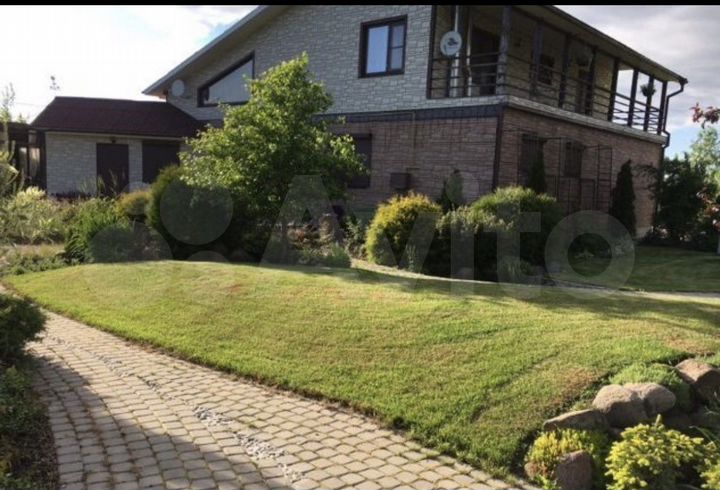 Коттедж 229 м² на участке 21 сот.