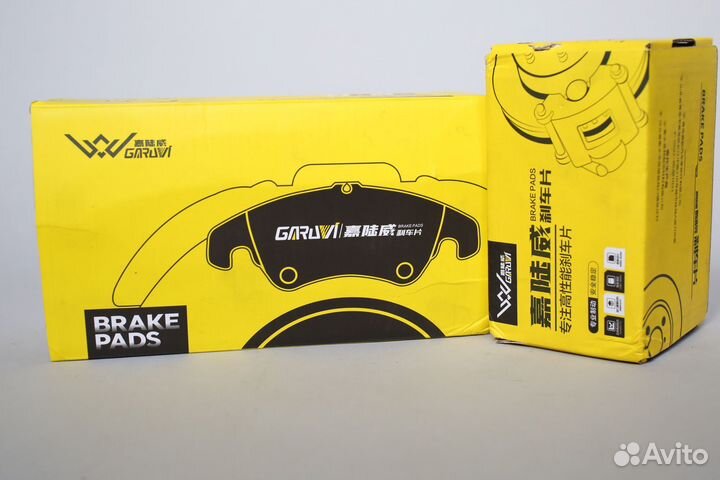 Тормозные колодки на Li7,8,9 оригинал