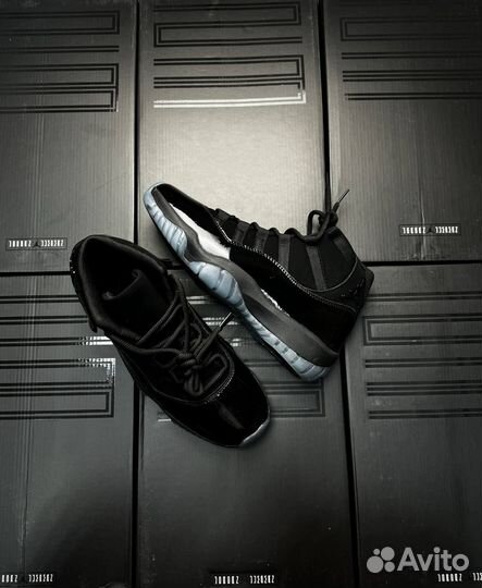 Nike air Jordan 11 retro jubilee black