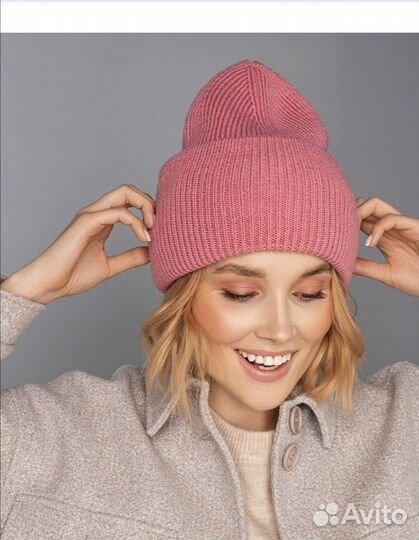 Новая шапка осенняя весенняя