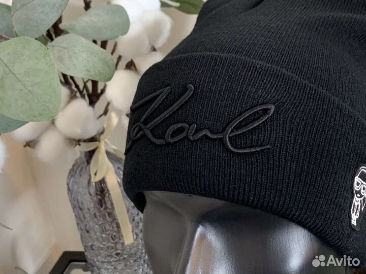 Шапка Karl Lagerfeld