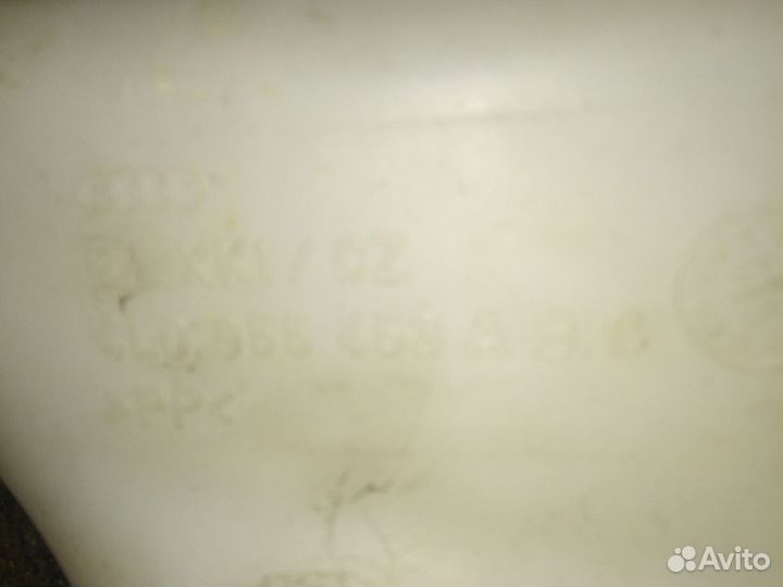 Бачок омывателя Audi Q7