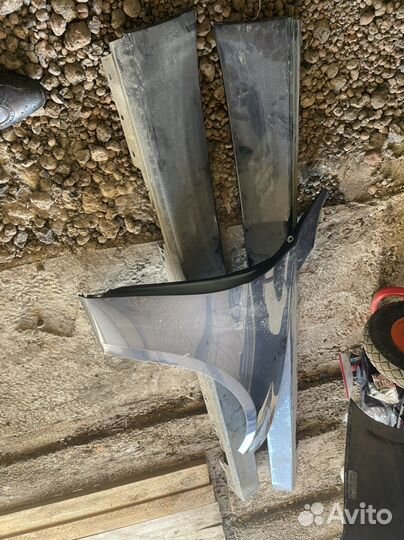 Крыло правое оригинальные