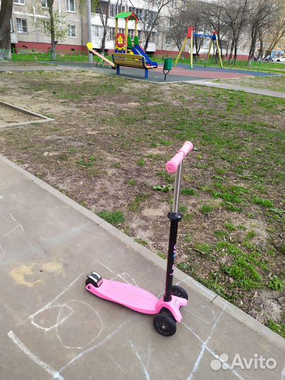 Самокат maxi micro
